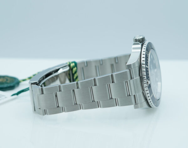 BRAND NEW Rolex 124060 SUBMARINER NO DATE 41 NEW MODEL 2025 WARRANTY FULL SET - Image 5