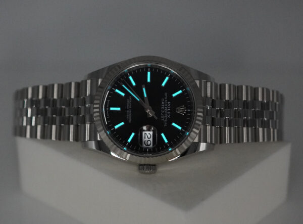 Rolex 126234 DATEJUST 36 FLUTED BEZEL BLACK DIAL JUBILEE BAND 2025 FULL SET - Image 11