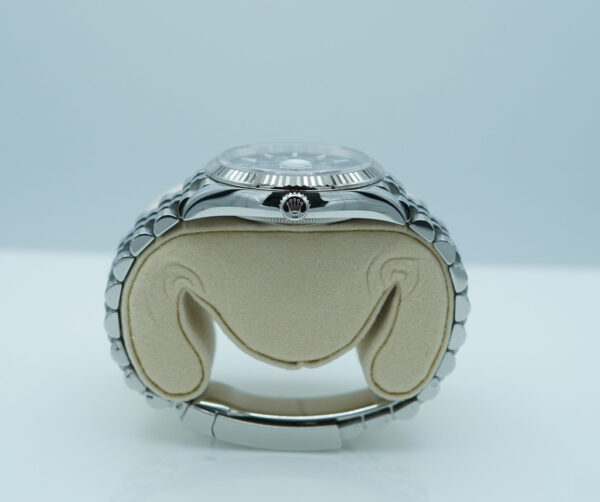 Rolex 126234 DATEJUST 36 FLUTED BEZEL BLACK DIAL JUBILEE BAND 2025 FULL SET - Image 3