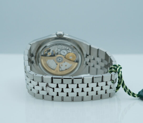 BRAND NEW Rolex 127334 LAND-DWELLER 40 WHITE DIAL JUBILEE BAND NEW 2025 MODEL FULL SET - Image 7