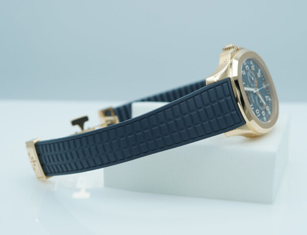 BRAND NEW Patek PHILIPPE 5261R AQUANAUT ANNUAL CALENDAR ROSE GOLD BLUE DIAL 2025 FULL SET - Image 6