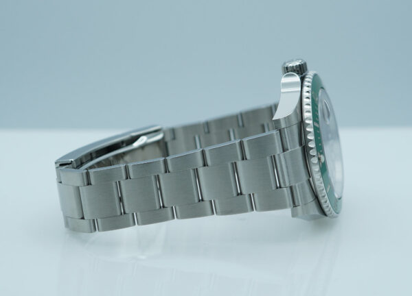 Rolex 126610LV SUBMARINER 41 GREEN MARK 1 BEZEL 2021 WARRANTY FULL SET - Image 6