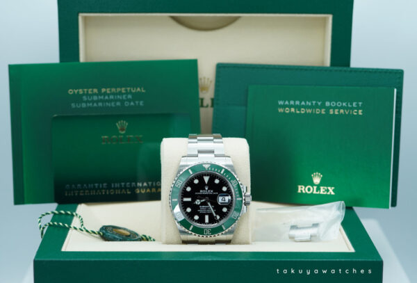 Rolex 126610LV SUBMARINER 41 GREEN MARK 1 BEZEL 2021 WARRANTY FULL SET - Image 2