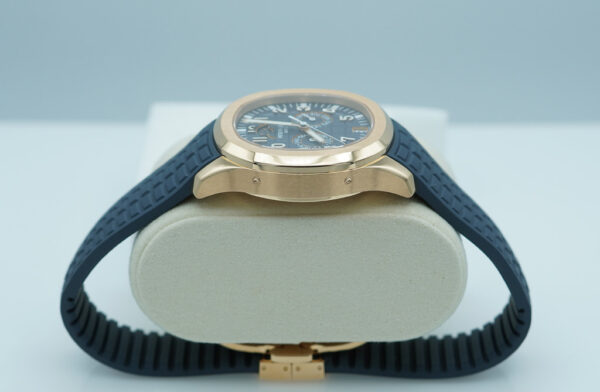 BRAND NEW Patek PHILIPPE 5261R AQUANAUT ANNUAL CALENDAR ROSE GOLD BLUE DIAL 2025 FULL SET - Image 4