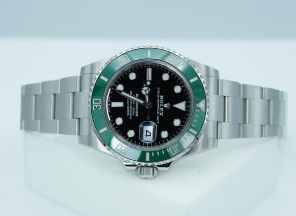 Rolex 126610LV SUBMARINER 41 GREEN MARK 1 BEZEL 2021 WARRANTY FULL SET - Image 9