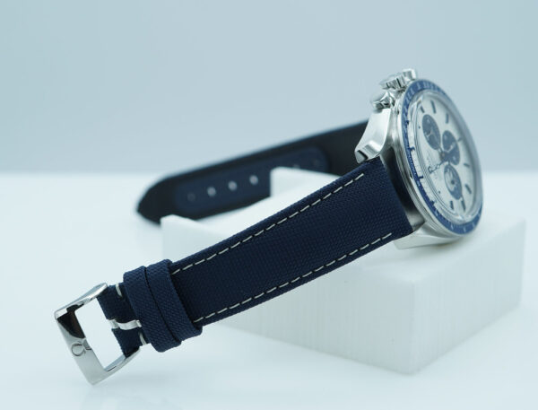BRAND NEW Omega SPEEDMASTER SILVER SNOOPY AWARD 50TH ANNIVERSARY 2025 FULL SET - Image 6