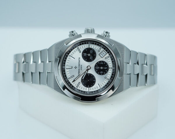 Vacheron CONSTANTIN OVERSEAS CHRONOGRAPH 5520V PANDA DIAL 2024 NEW MODEL FULL SET - Image 10
