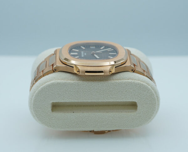 Patek PHILIPPE NAUTILUS 5711/1R ROSE GOLD BROWN DIAL 2021 NEW MOVEMENT FULL SET - Image 4