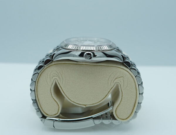 Rolex 126234 DATEJUST 36 FLUTED BEZEL SILVER DIAL JUBILEE BAND 2025 WARRANTY FULL SET - Image 3