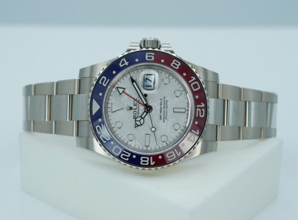 Rolex 126719BLRO GMT MASTER 2 WHITE GOLD PEPSI METEORITE DIAL 2022 WARRANTY FULL SET - Image 10