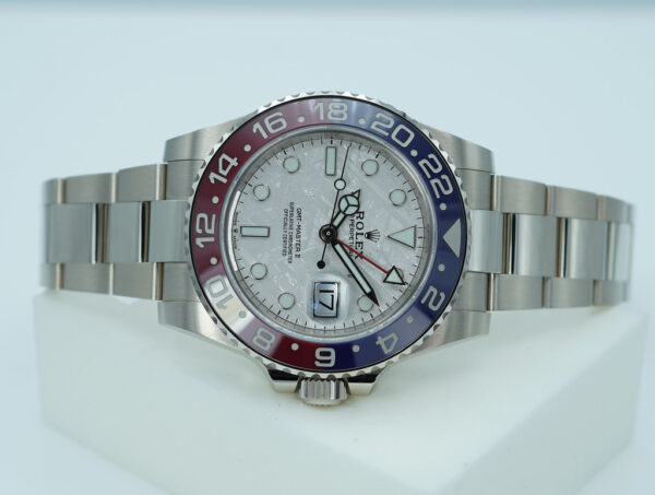 Rolex 126719BLRO GMT MASTER 2 WHITE GOLD PEPSI METEORITE DIAL 2022 WARRANTY FULL SET - Image 9