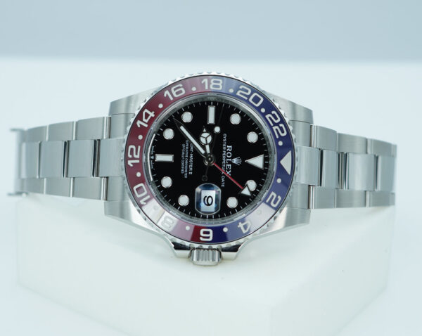 Rolex 126710BLRO PEPSI GMT MASTER II RED BLUE BEZEL 2022 WARRANTY FULL SET - Image 9