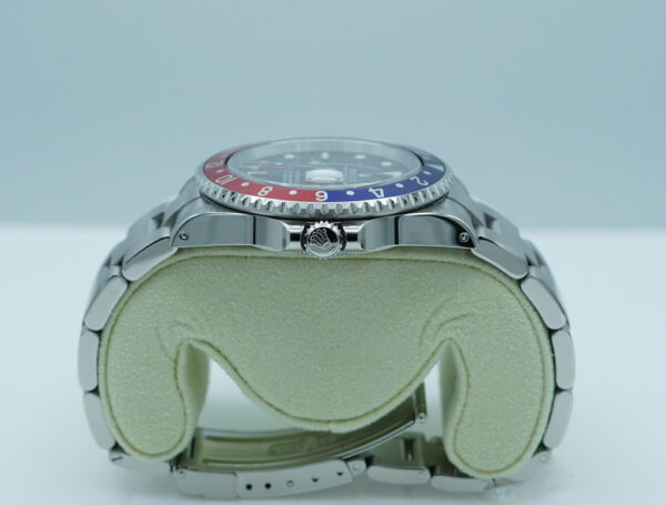 Rolex CPO 16710BLRO GMT MASTER 2 PEPSI RED BLUE BEZEL P SERIAL BOXES PAPERS - Image 4