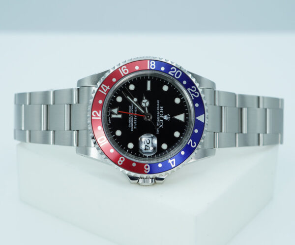 Rolex CPO 16710BLRO GMT MASTER 2 PEPSI RED BLUE BEZEL P SERIAL BOXES PAPERS - Image 9