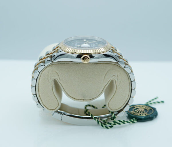 BRAND NEW Rolex 126233 DATEJUST 36 18K YG STEEL WIMBLEDON DIAL JUBILEE 2025 FULL SET - Image 3
