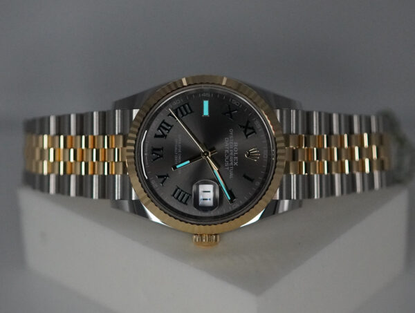 BRAND NEW Rolex 126233 DATEJUST 36 18K YG STEEL WIMBLEDON DIAL JUBILEE 2025 FULL SET - Image 11
