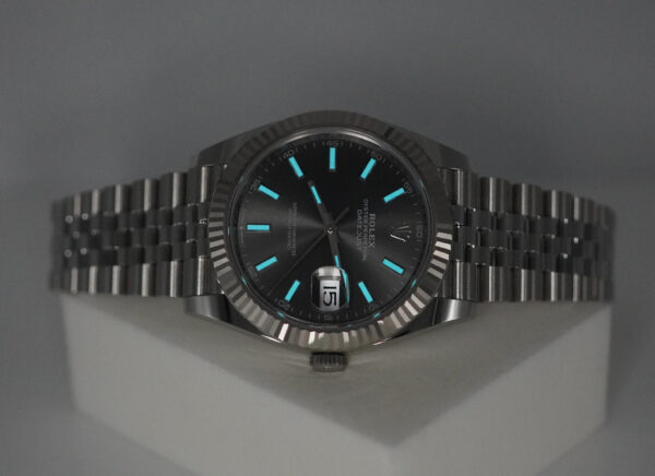Rolex 126334 DATEJUST 41 FLUTED BEZEL SLATE DIAL JUBILEE BAND 2025 FULL SET - Image 11