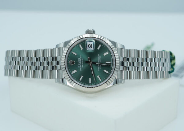 BRAND NEW Rolex 278274 DATEJUST 31 FLUTED BEZEL MINT GREEN DIAL JUBILEE 2025 FULL SET - Image 10
