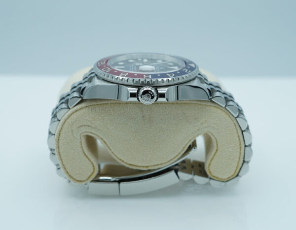 Rolex 126710BLRO GMT MASTER 2 RED BLUE PEPSI JUBILEE BAND 2024 WARRANTY FULL SET - Image 3