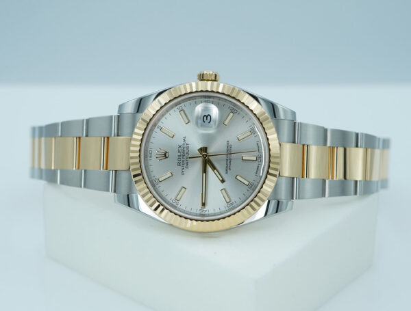 Rolex 126333 DATEJUST 41 18K YELLOW GOLD STEEL SILVER DIAL FULL SET - Image 10