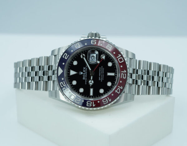 Rolex 126710BLRO GMT MASTER 2 RED BLUE PEPSI JUBILEE BAND 2024 WARRANTY FULL SET - Image 10