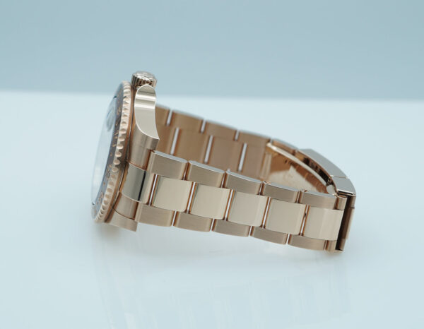 Rolex 126715CHNR GMT MASTER II 18K ROSE GOLD ROOTBEER CERAMIC 2021 WARRANTY FULL SET - Image 6