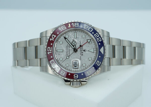Rolex 126719BLRO GMT MASTER 2 WHITE GOLD PEPSI METEORITE DIAL 2021 WARRANTY FULL SET - Image 9