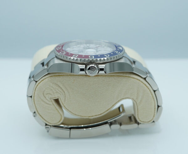 Rolex 126719BLRO GMT MASTER 2 WHITE GOLD PEPSI METEORITE DIAL 2021 WARRANTY FULL SET - Image 4