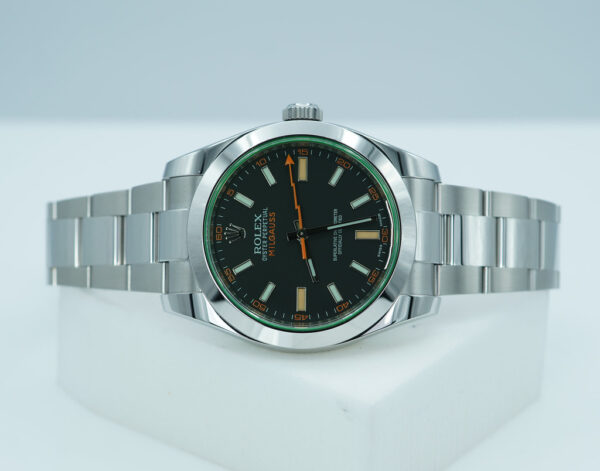 Rolex 116400GV MILGAUSS GREEN CRYSTAL BLACK DIAL 2018 FULL SET - Image 10