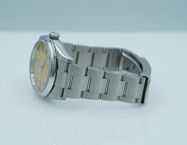 Rolex 126000 OYSTER PERPETUAL 36 YELLOW DIAL 2021 WARRANTY FULL SET - Image 6