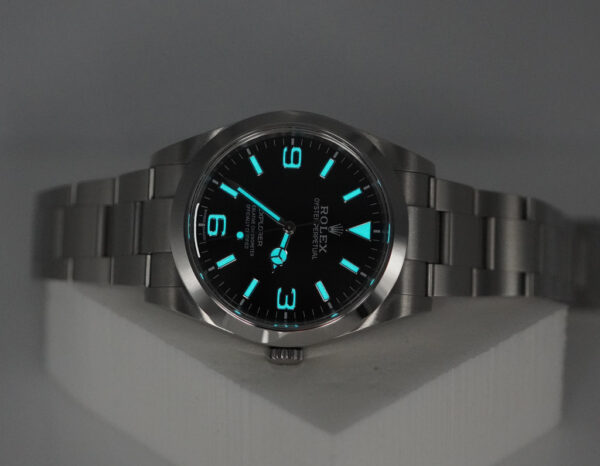 Rolex 214270 EXPLORER FULL LUME DIAL 39MM 2018 FULL SET - Image 11