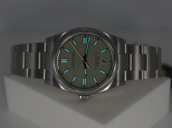 BRAND NEW Rolex 126000 OYSTER PERPETUAL 36 PISTACHIO DIAL 2025 FULL SET - Image 11