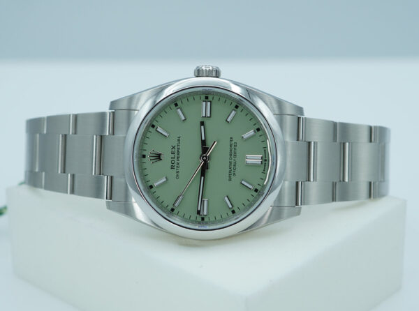 BRAND NEW Rolex 126000 OYSTER PERPETUAL 36 PISTACHIO DIAL 2025 FULL SET - Image 10