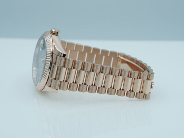 Rolex 228235 DAY DATE 40 ROSE GOLD OMBRE ROMAN DIAL 2025 WARRANTY FULL SET - Image 5