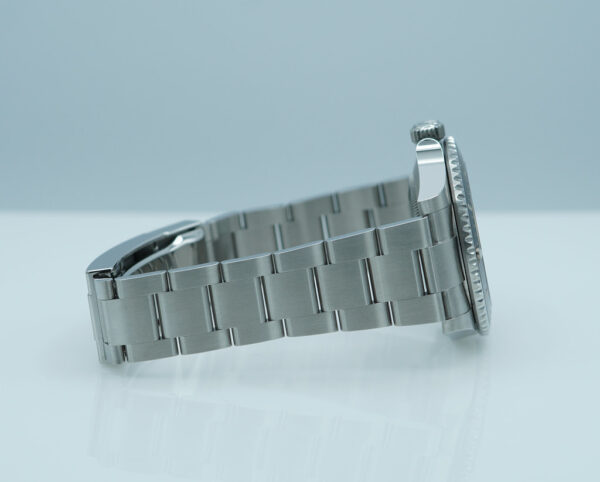 Rolex 124060 SUBMARINER NO DATE 41 NEW MODEL 2025 WARRANTY FULL SET - Image 6