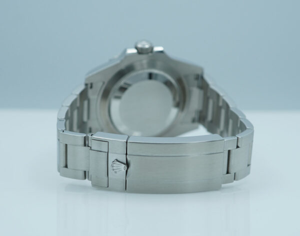 Rolex 124060 SUBMARINER NO DATE 41 NEW MODEL 2025 WARRANTY FULL SET - Image 7