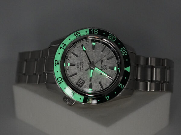 Grand Seiko SPORT GMT SBGJ277 SNOWY VALLEY 2025 WARRANTY FULL SET - Image 11