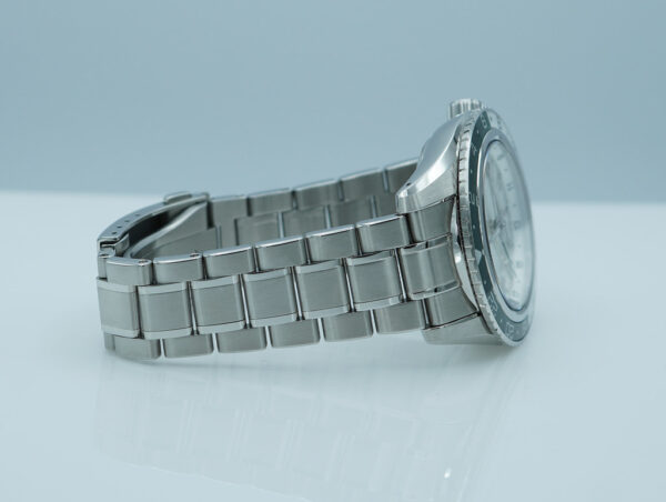 Grand Seiko SPORT GMT SBGJ277 SNOWY VALLEY 2025 WARRANTY FULL SET - Image 6
