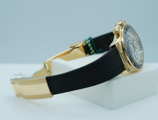 BRAND NEW Rolex 126518LN DAYTONA 18K YELLOW GOLD WHITE DIAL OYSTERFLEX 2025 FULL SET - Image 5