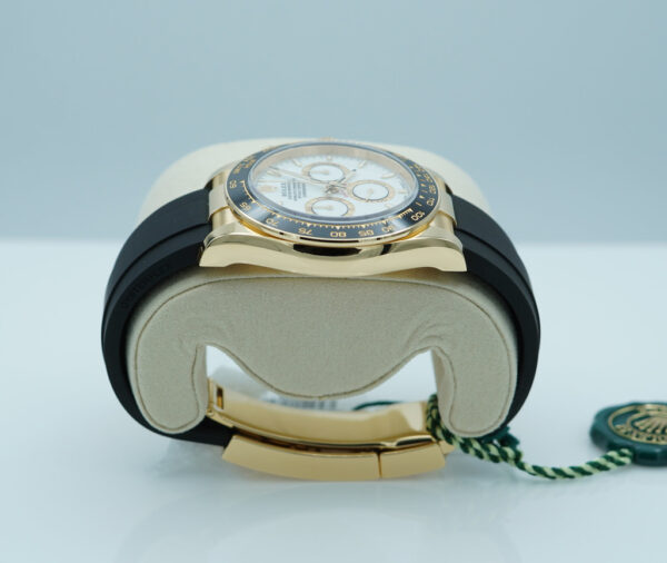 BRAND NEW Rolex 126518LN DAYTONA 18K YELLOW GOLD WHITE DIAL OYSTERFLEX 2025 FULL SET - Image 4