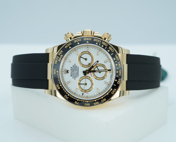 BRAND NEW Rolex 126518LN DAYTONA 18K YELLOW GOLD WHITE DIAL OYSTERFLEX 2025 FULL SET - Image 10