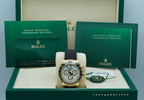 BRAND NEW Rolex 126518LN DAYTONA 18K YELLOW GOLD WHITE DIAL OYSTERFLEX 2025 FULL SET - Image 2