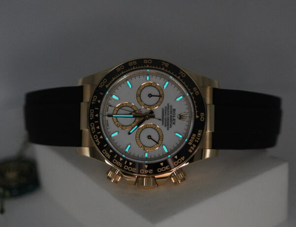 BRAND NEW Rolex 126518LN DAYTONA 18K YELLOW GOLD WHITE DIAL OYSTERFLEX 2025 FULL SET - Image 11