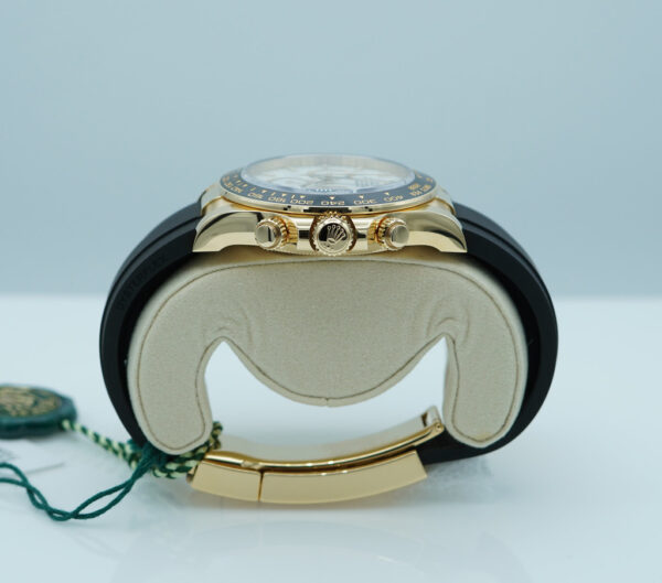 BRAND NEW Rolex 126518LN DAYTONA 18K YELLOW GOLD WHITE DIAL OYSTERFLEX 2025 FULL SET - Image 3