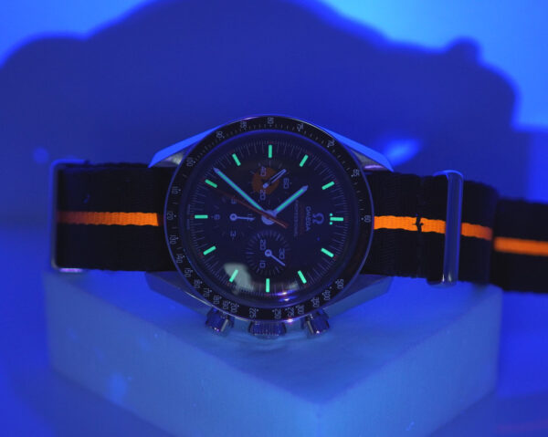 Omega SPEEDY TUESDAY ULTRAMAN SPEEDMASTER LIMITED EDITION FULL SET - Image 12
