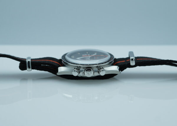 Omega SPEEDY TUESDAY ULTRAMAN SPEEDMASTER LIMITED EDITION FULL SET - Image 3