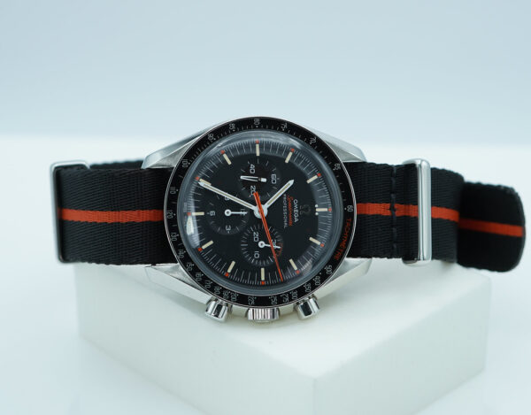 Omega SPEEDY TUESDAY ULTRAMAN SPEEDMASTER LIMITED EDITION FULL SET - Image 10