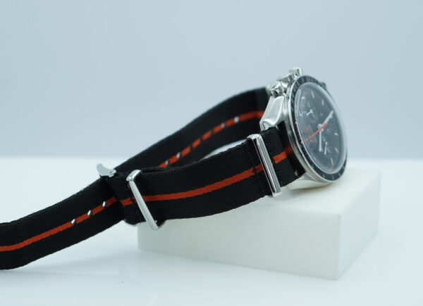 Omega SPEEDY TUESDAY ULTRAMAN SPEEDMASTER LIMITED EDITION FULL SET - Image 5