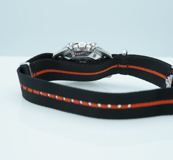 Omega SPEEDY TUESDAY ULTRAMAN SPEEDMASTER LIMITED EDITION FULL SET - Image 8