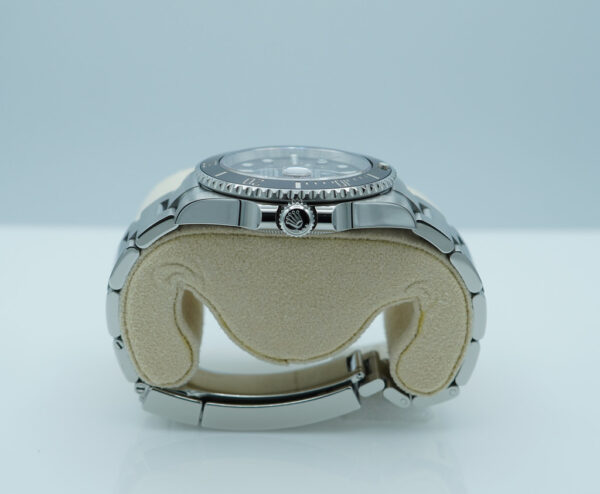 Rolex 126610LN SUBMARINER DATE 41 NEW MODEL 2022 WARRANTY FULL SET - Image 3